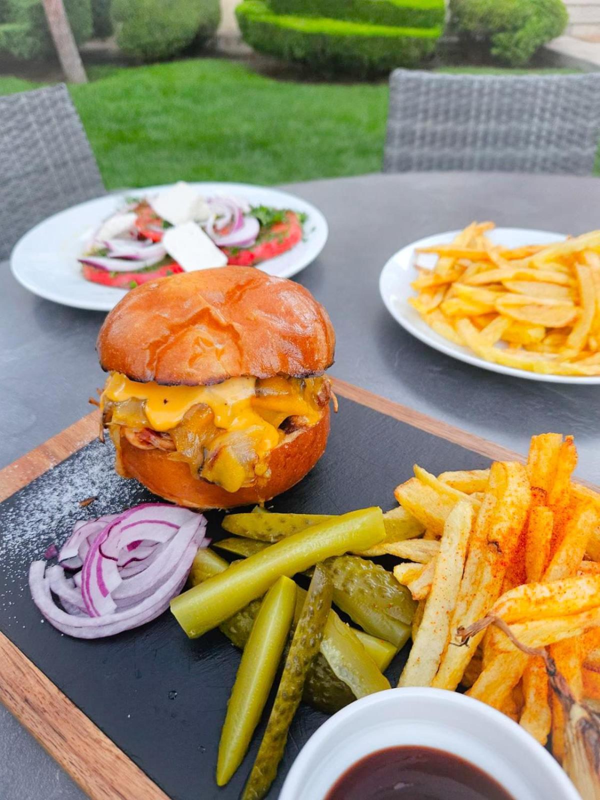Hotel-Restaurant Almond Карлово Экстерьер фото