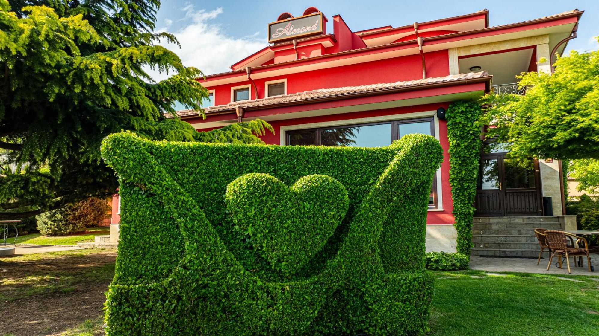 Hotel-Restaurant Almond Карлово Экстерьер фото